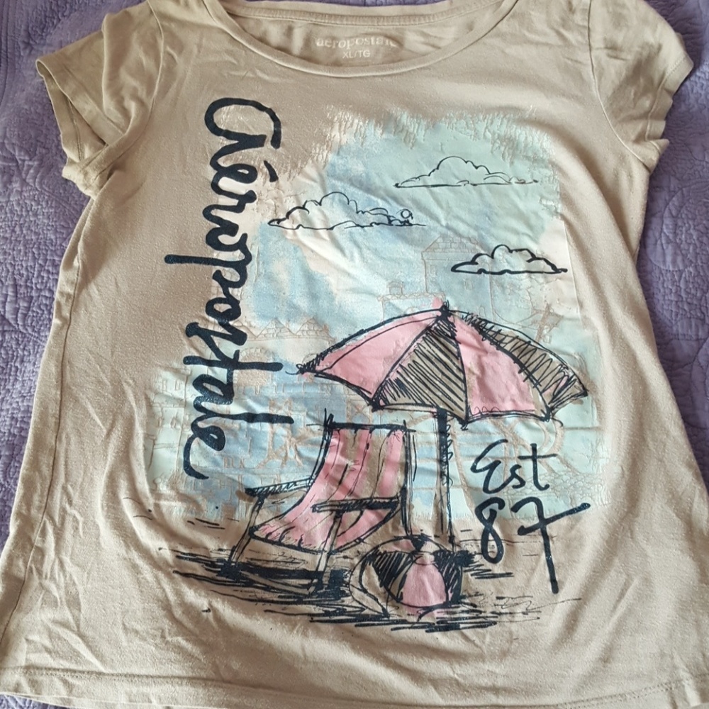Gray Aeropostale tee